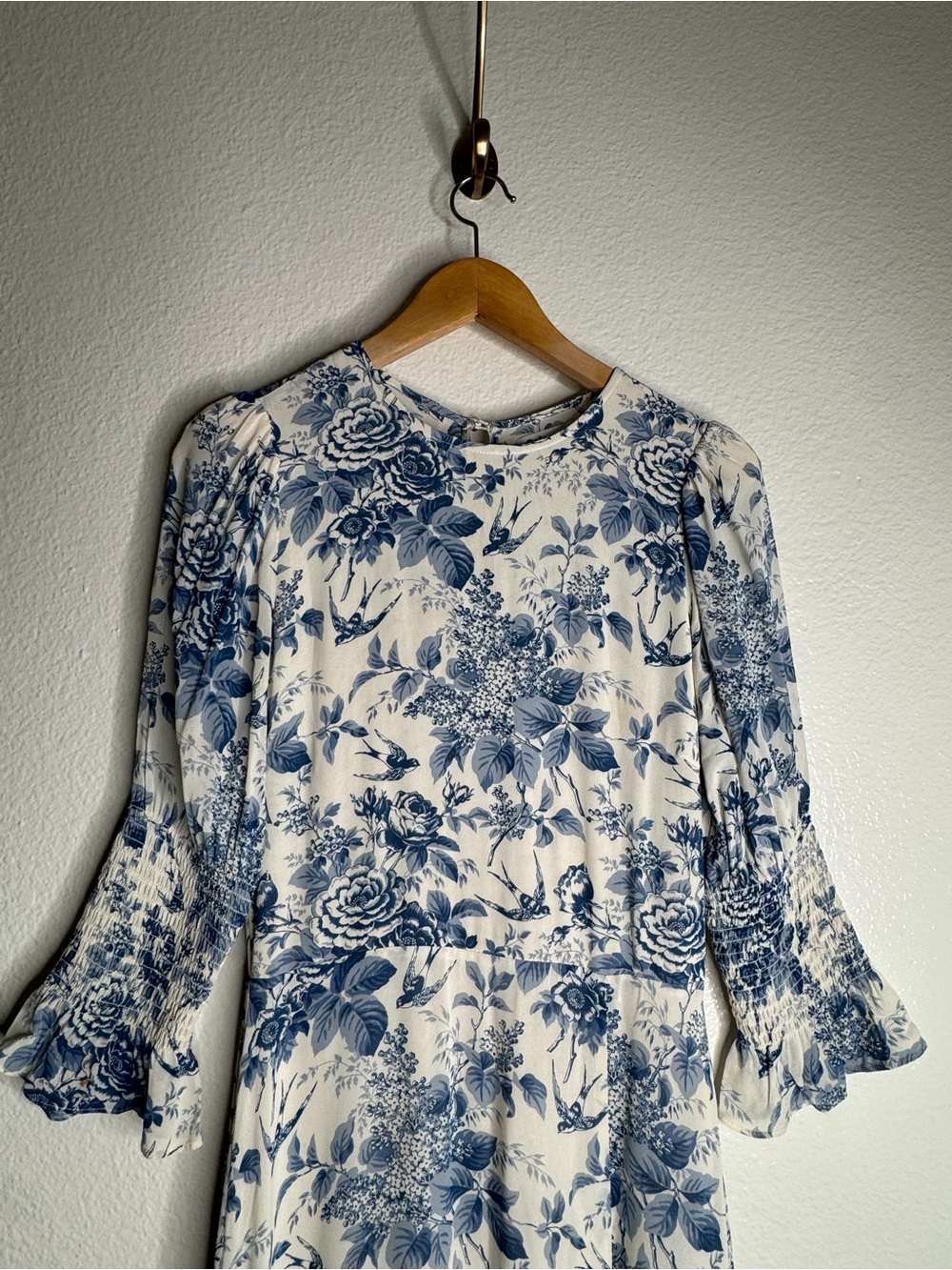 Reformation Carolena Dress size 2 - Picture 3 of 11